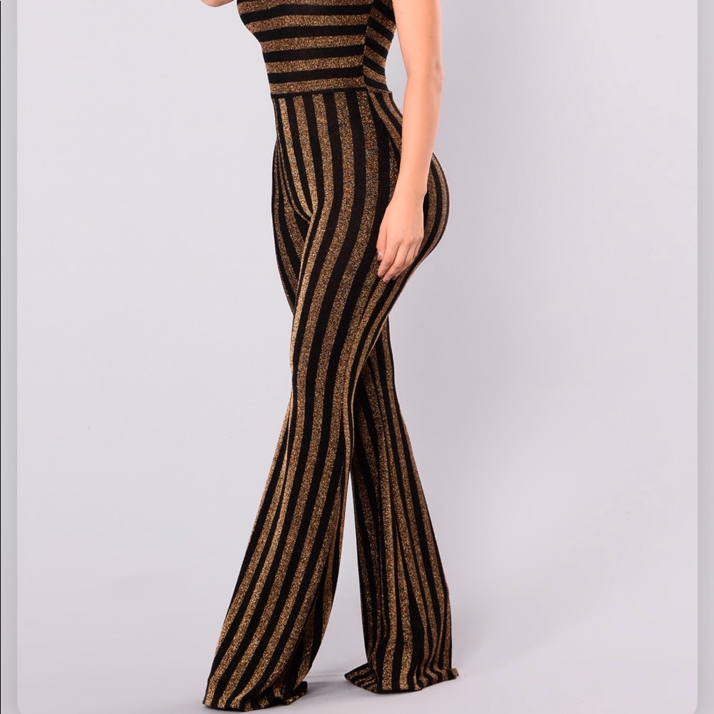 Fashion Nova (3x)